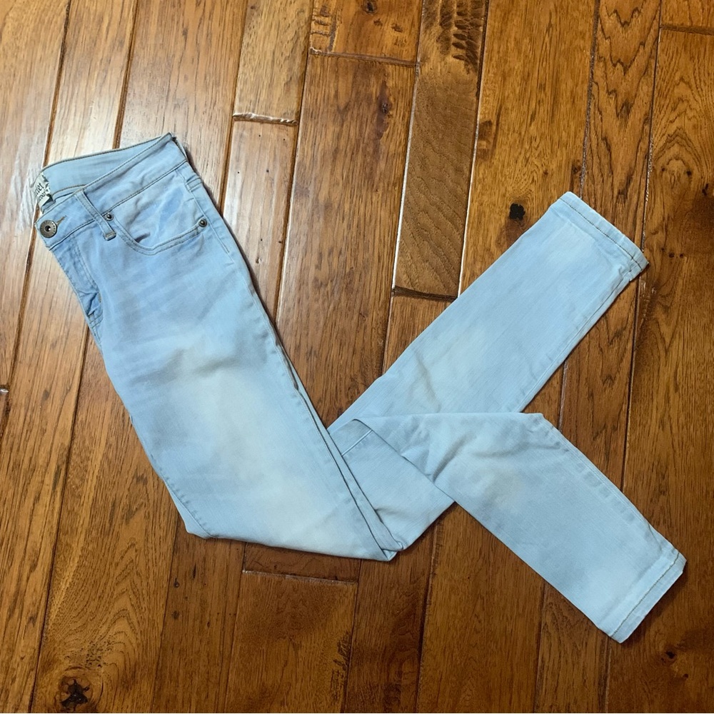 Scarlet Boulevard | light wash skinny jeans | Sz 27